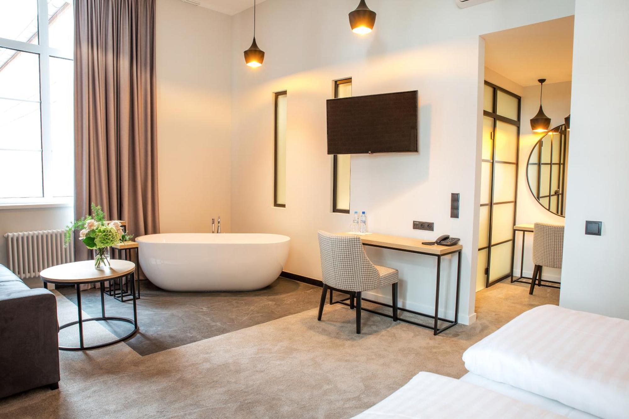 Hotel Hugo Business & Spa Kedzierzyn-Kozle Luaran gambar